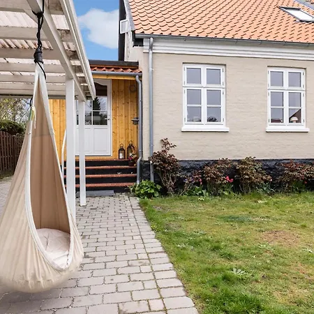 3 Bedroom Cozy In